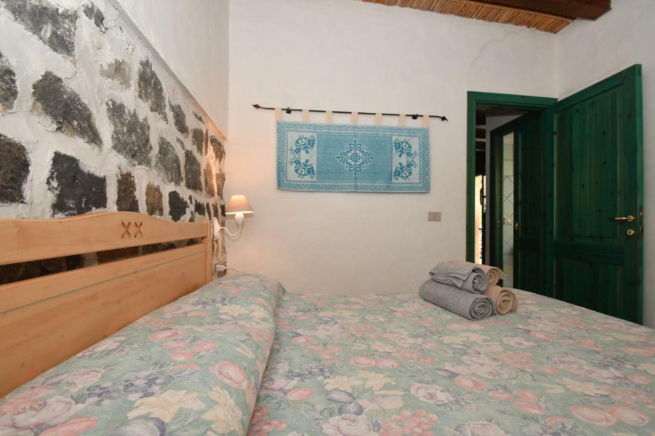 Apartmán Sa Dommo De Sa Pietate Orosei Exteriér fotografie